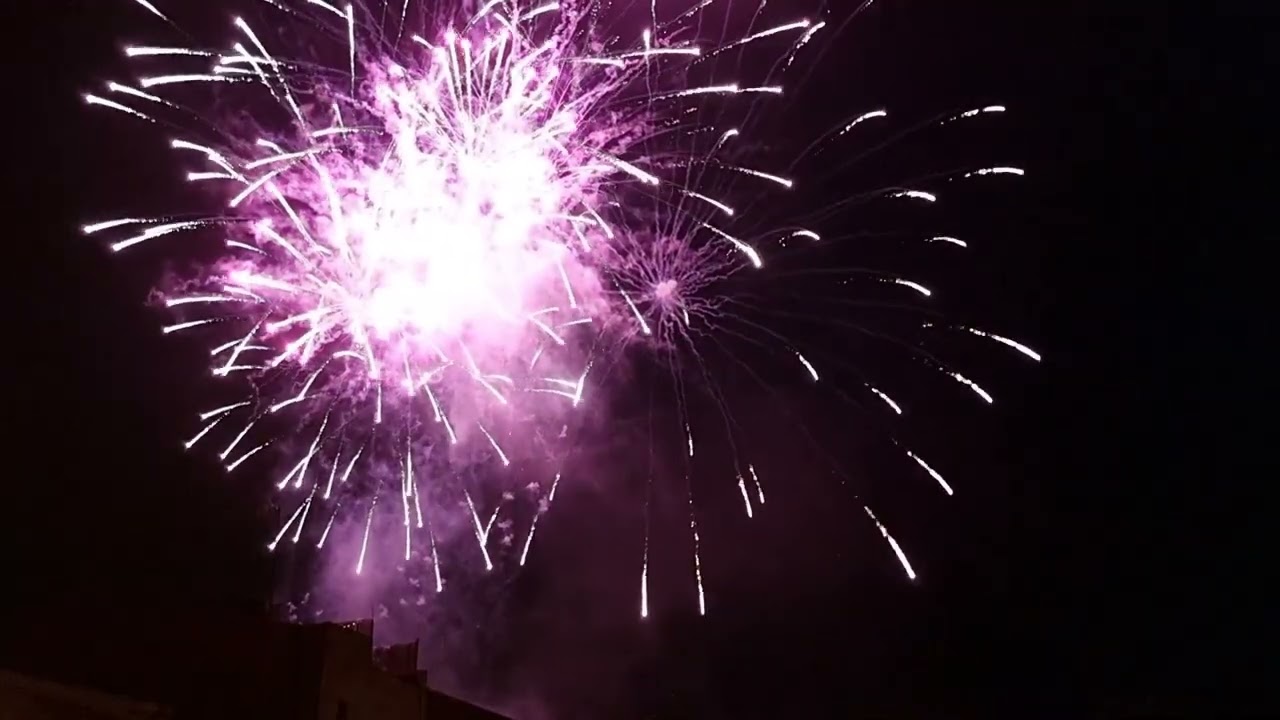 FUEGOS ARTIFICIALES EN TERRASSA - BARCELONA