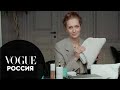 Что в сумке у Виктории Исаковой? | Vogue Россия