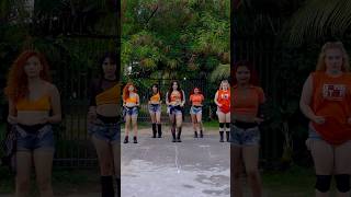 Fomos Enfeitiçados Por Esse Hit Incrível