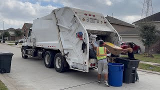 OFS Solid Waste: Ex-San Antonio Freightliner 108SD New Way Rear Loader 