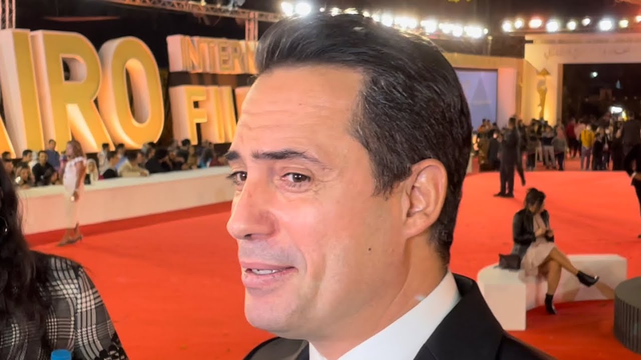 مراسل ل ظافر العابدين  : انت فتى احلام كل البنات ..شاهد رد فعل الاخير