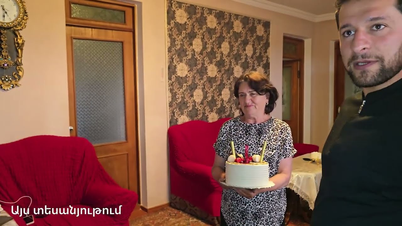 Հրազդան:Մայրիկի անակնկալը հումորային ճանապարհի հետքերով։