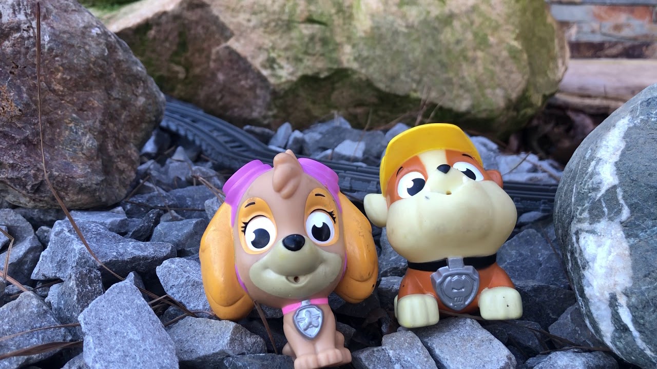 rockstar adventure race Skye and Rubble help Gordon the Train