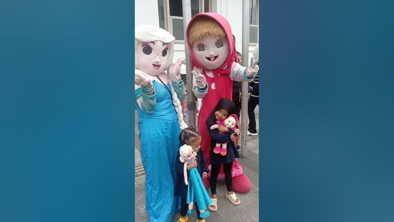 Badut Elsa dan Badut Marsha Berteman 🤪 #badut #fun #video #shortsvideo #anak #yummy #eskrim #short