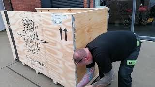 MV Agusta Brutale 1000RR uncrating