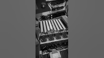 Hackers can use the software to steal data 📊