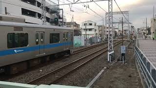 【夕方の小田急 3000形発車】走り去る列車を見るのが好きです