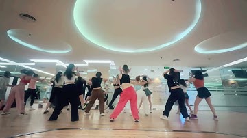 PARACHUTES -PARYS(ft Ivy)|Dance Practice