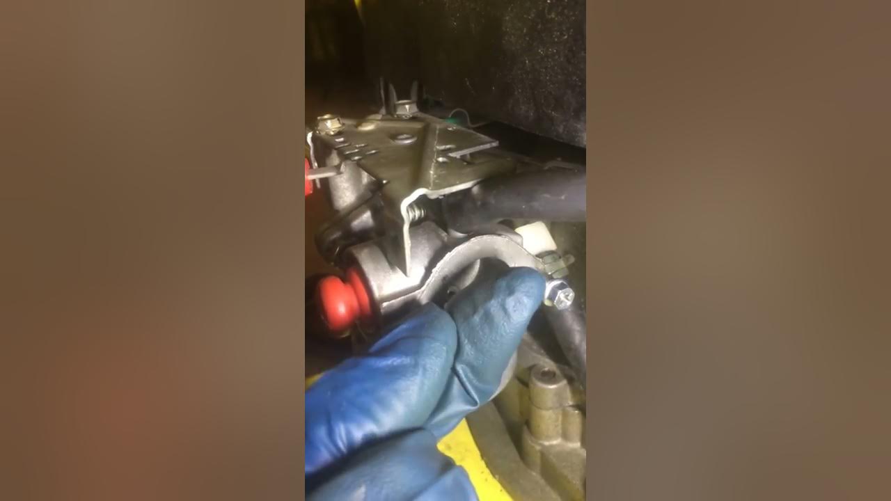 Tecumseh carburetor won't prime YouTube