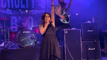 Flyleaf with Lacey Sturm - All Around Me w/ speech, REUNION SHOW live @ Shoepf's BBQ, Belton 2023