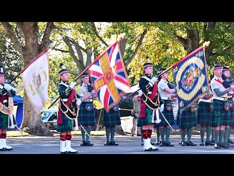 General Salute Present Arms 2 SCOTS The Royal Regiment Of Scotland