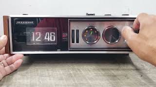 Vintage 1971 Panasonic RC-7469 AM/FM Flip Clock Radio - YouTube