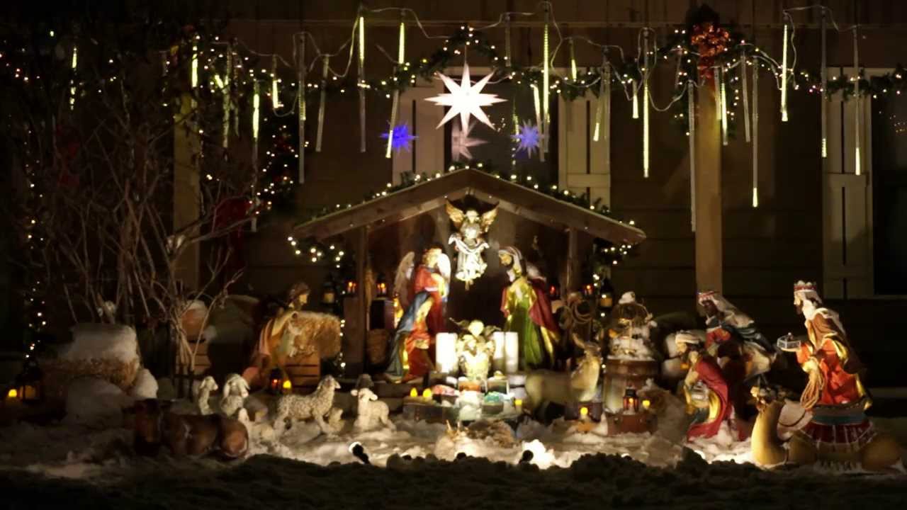 O Holy Night! Christ The Saviour is born! - YouTube
