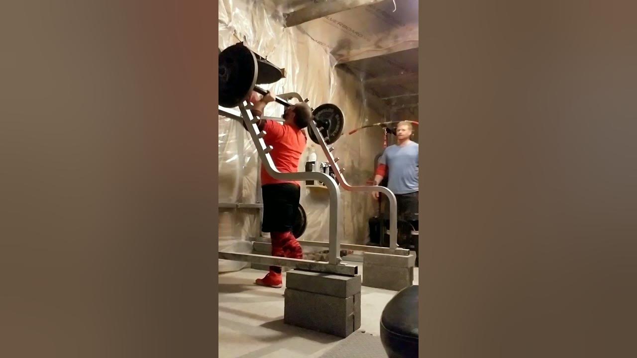 C3W1 WENDLER BORING BUT BIG BEEFCAKE TRAINING STRICT PRESS YouTube