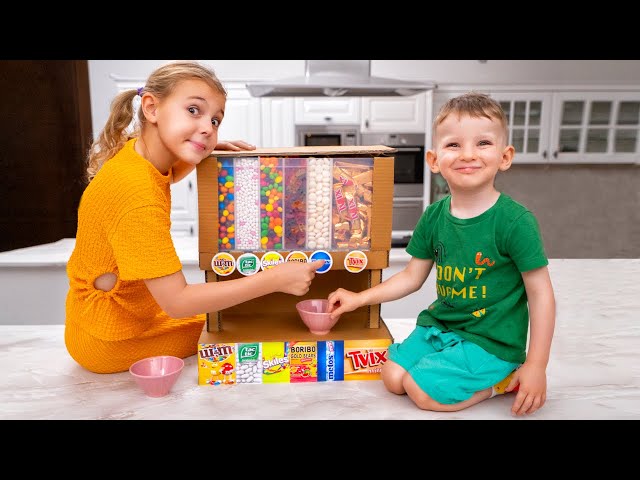 Five Kids | Daddy, give me sweets and more funny videos class=