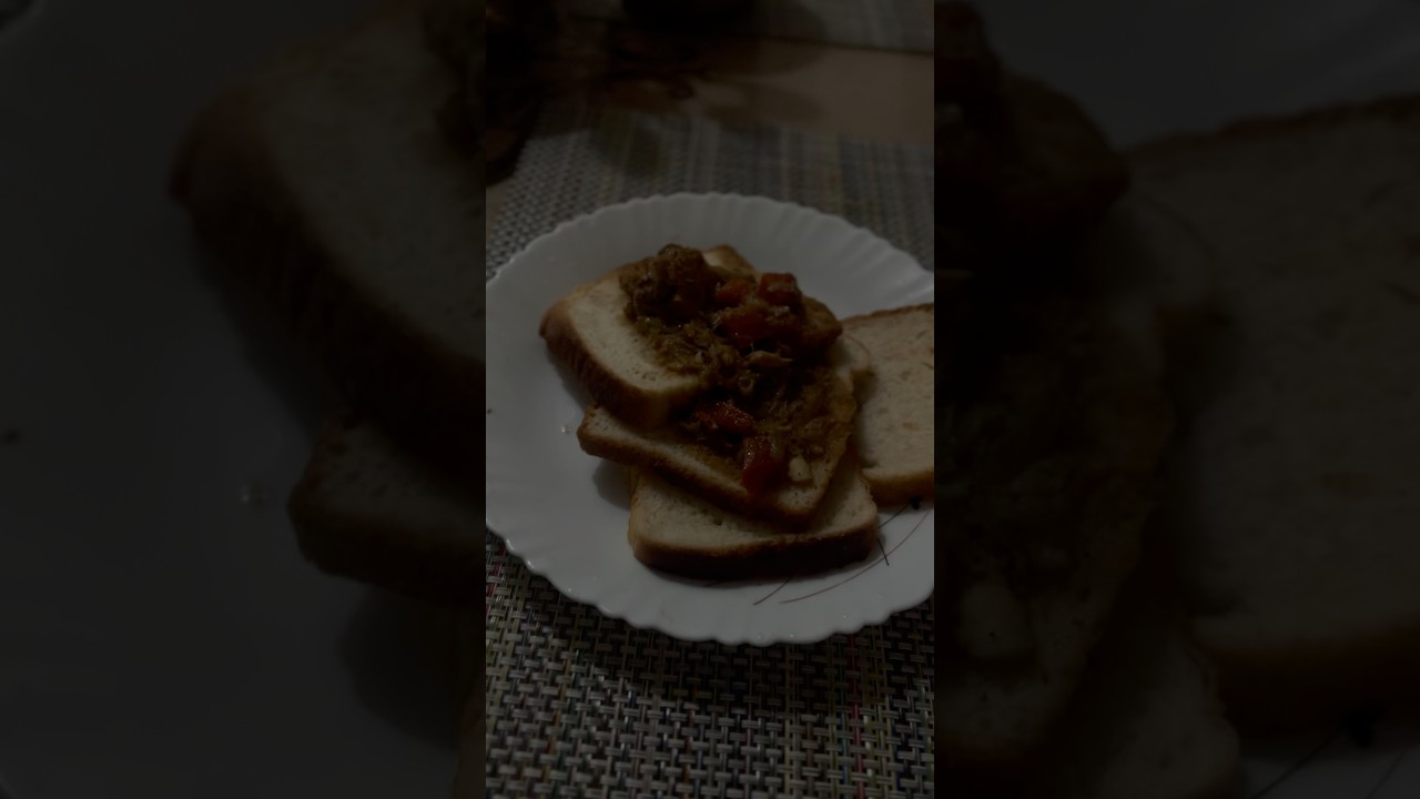 Wow bread and chicken stew 🍲 