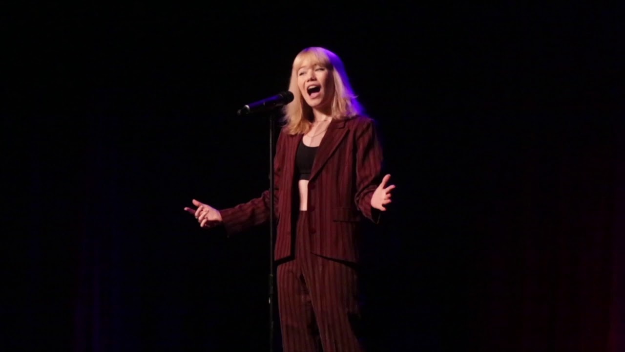 SA Poetry Slam 2019 Winner Emelia Haskey