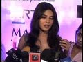 Hot Priyanka Chopra Praises Katrina &amp; Kangana