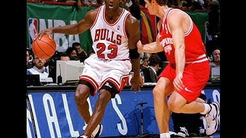 Chicago Bulls vs Olympiacos 104-78 McDonald's Open 1997 Final