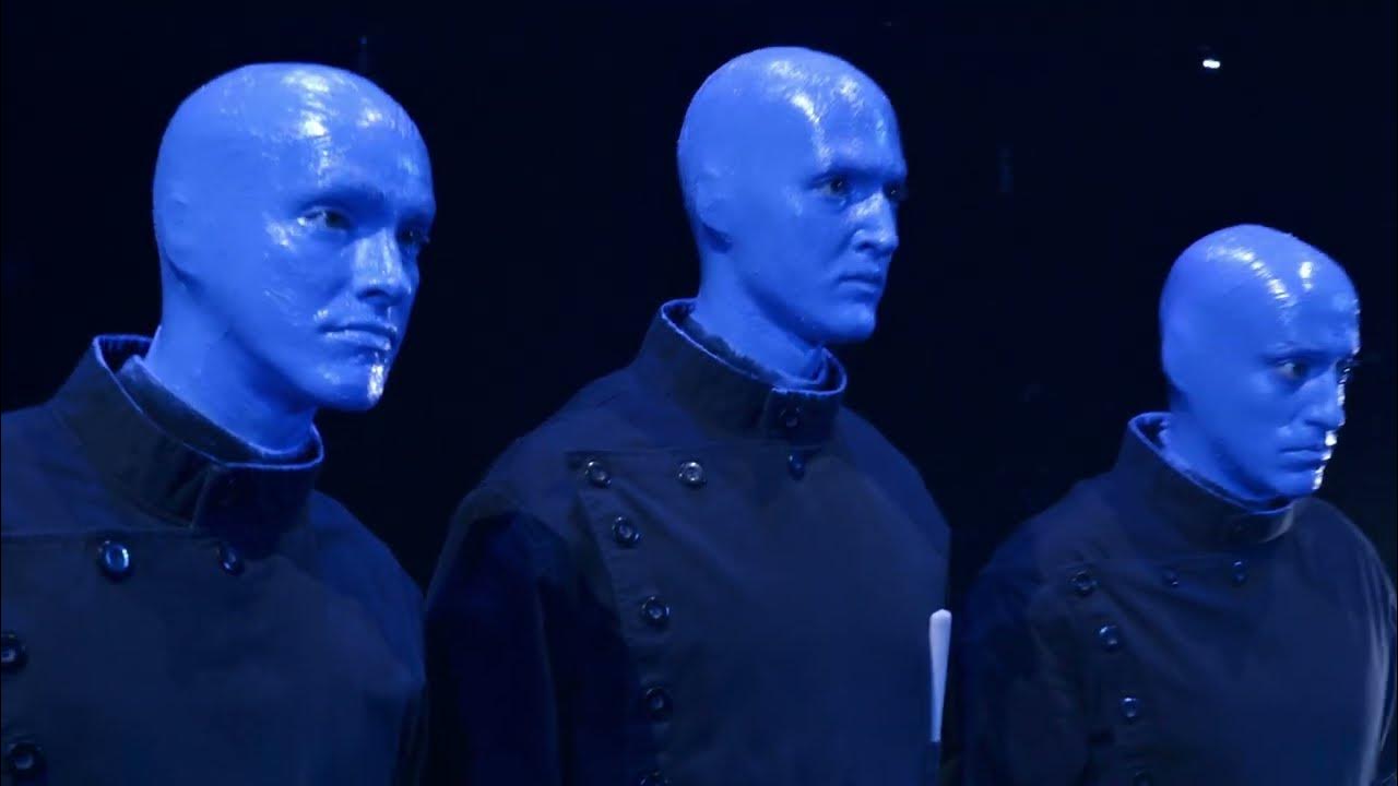 Group arrives. Группа Blue man Group. Солистка группы Blue man Group. Blue man Group "three (CD)". Blue man Group Smash Piano.