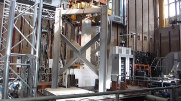 Large Scale Shake Table Experiment on RC Column @ University of Bristol