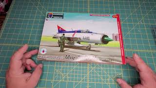 Kovozávody Prostějov 1:72 Mig-21 PFM Fishbed F Inbox Review