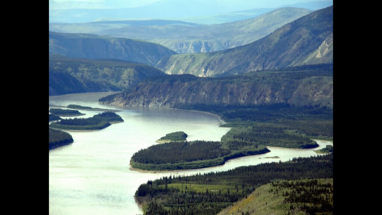 Река юкон впадает в океан. Река Юкон Золотая лихорадка. Долина Юкона Аляска. Путешествие по реке Юкон. Река Клондайк Аляска.