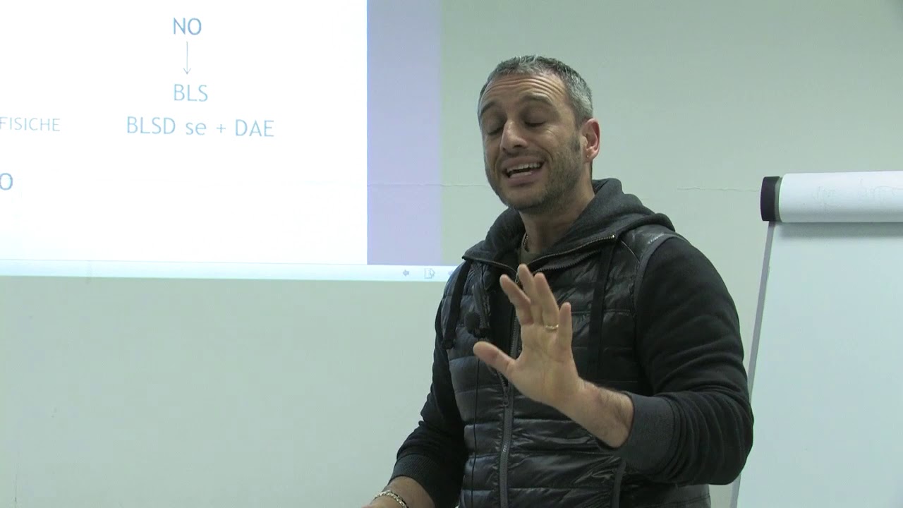 Introduzione al PRIMO SOCCORSO - l' NPS e i 4 PASSI SALVA VITA