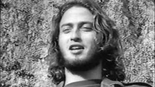 Download Lagu BELIAL - DANZANDO EN EL CRATER ( Raro MP3