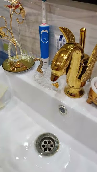 Смеситель Лебедь - YouTube