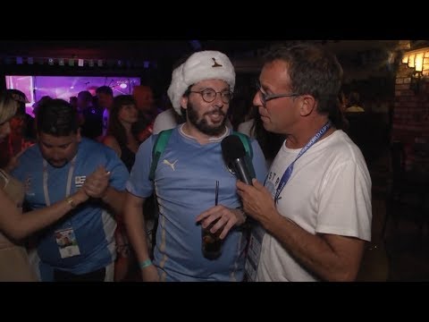 Terminó el partido pero no los festejos: los hinchas uruguayos coparon la noche rusa