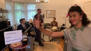 LIVE Swing Session No. 65 “Music Goes Round ‘N Round”