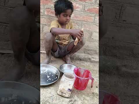 गरीबी रुला देती है  यार  🥹🥹😭😭😭😭😭😭
