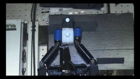 Connecting manipulation of cable and connector by high-speed multi-fingered hand