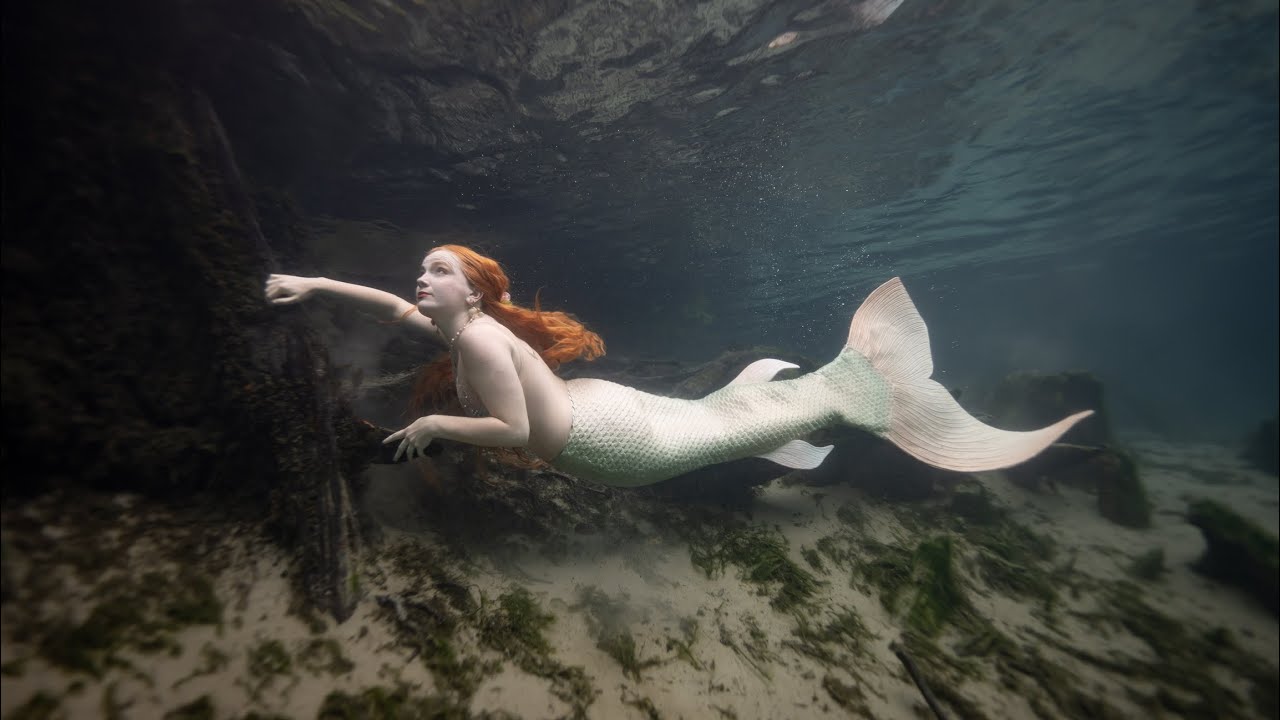Laura Iseley / Mermaid Allura ~ Performance Reel | underwater and on-land