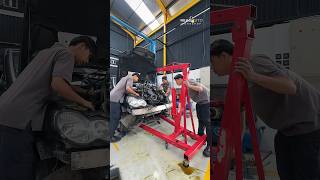 proses turun mesin W203 dimulai! #realautoworkshop #mercedes #shorts Service Advisor 081288835539