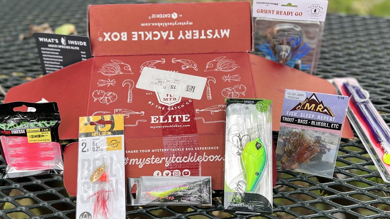 freshwater multispecies tackle box 3 Layer With Tackle Included, 321 Pcs Lure Kit Packed With Pliers, Crankbaits, Hooks, Weights And Accessories, Big, Easy-Access Organizer 34 adjustable compartments with plenty of bulk storage below The Ultimate Fishing Tackle Kit