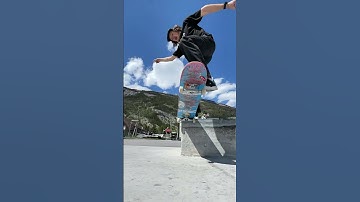 Perfect noseslide nollie flip out