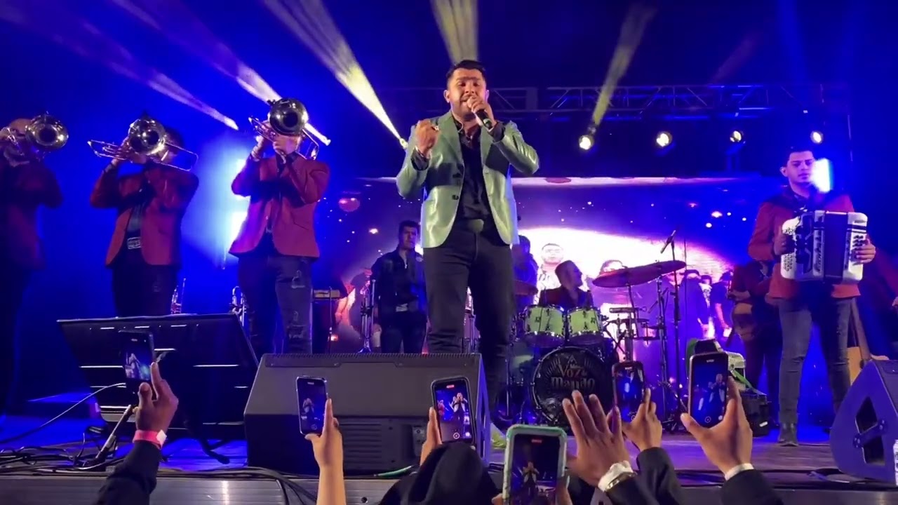 Mi última caravana - Gerardo Díaz Y Su Gerarquía En Vivo