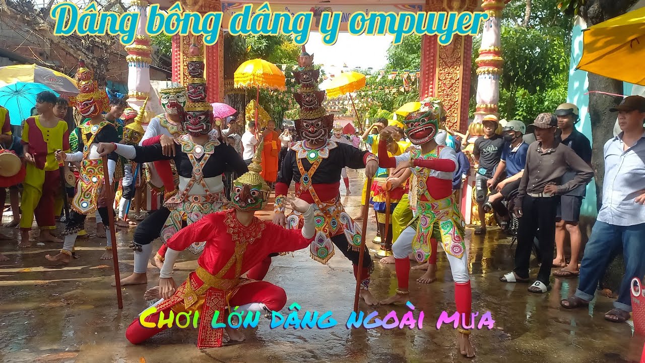 Lễ dâng bông, dâng y kathina Chùa ompuyer nhu gia chơi lớn dâng ngoài mưa lớn 