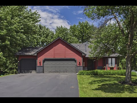 2208 Grimm Road, Chaska, MN home video tour