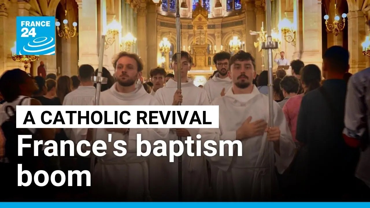 Why is France's Gen Z turning to Catholicism? • FRANCE 24 English
