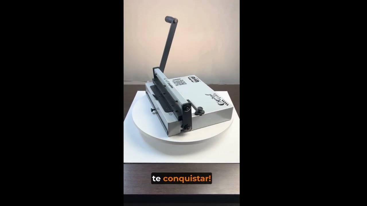 Capa do vídeo Encadernadora Espiral Color Cinza Manual A4 Marpax 10Fls