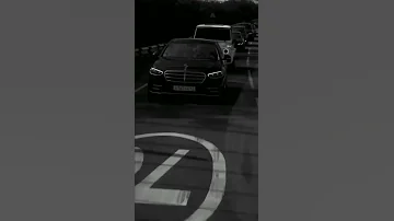 شوف هيبة المرسيدس علئ الخط 