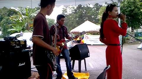 Dia-sheila majid cover by RED COMMA