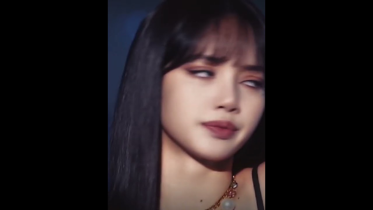 SHE IS SOO HOT#Lalisa#lisa#blackpink