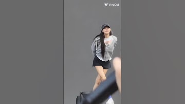 Lisa’s Amazing Reaction to V & Jimin 🥰🫣#bts #blackpink #trending #foryou #kopop #shorts #europe