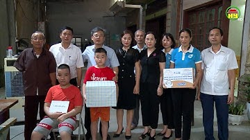 Tặng quà trẻ em mồ côi có hoàn cảnh khó khăn