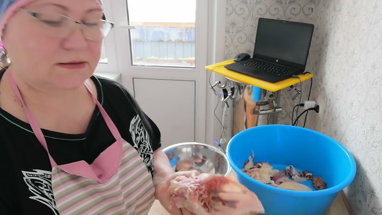 И снова работа! Куры, вареники и т. д