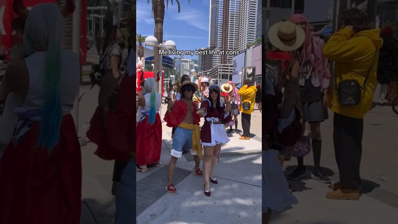 What it’s like to be a cosplay handler at big conventions!